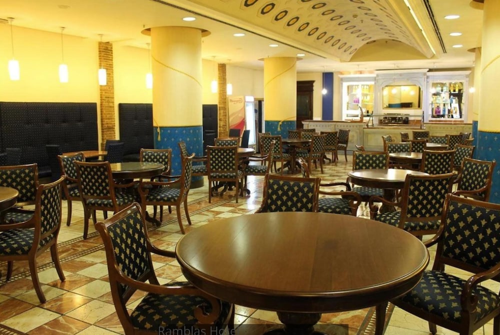 Ramblas Hotel 58/75
