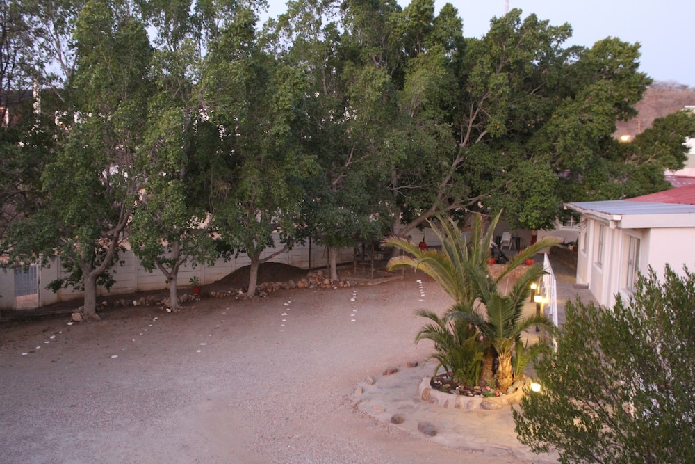 Hotel Uhland 67/75