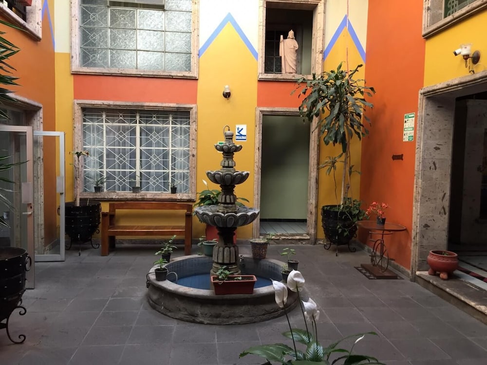 Posada Hidalgo Inn 36/40