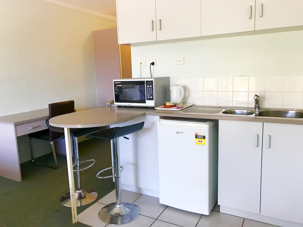 Alatai Holiday Apartments 37/39