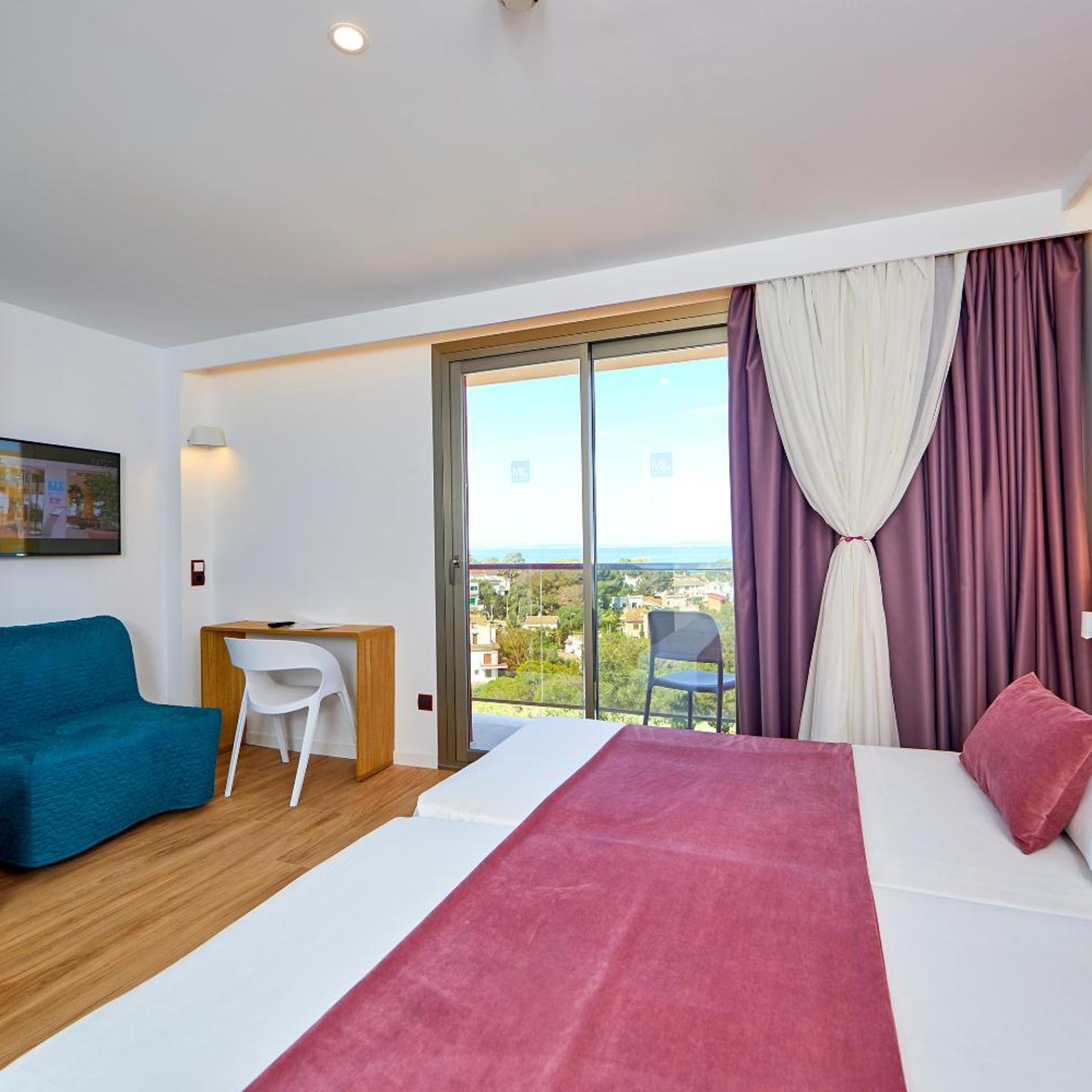 Superior, Double or Twin Bed