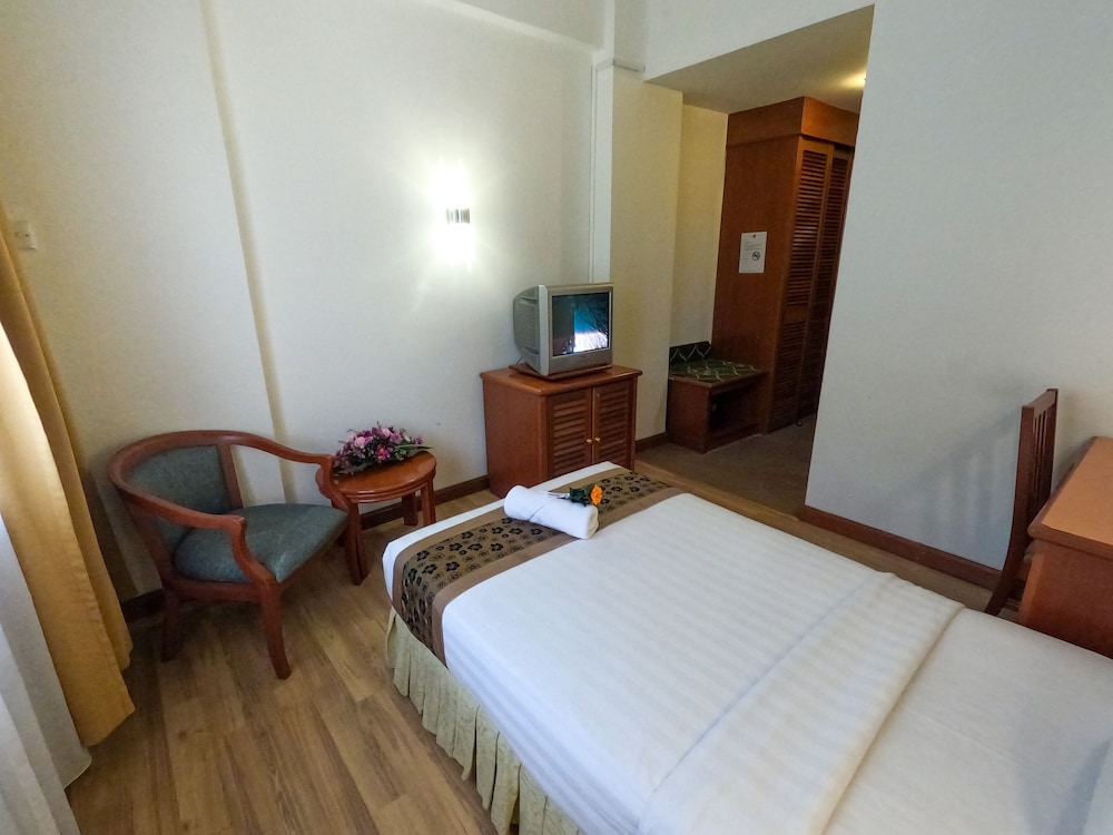 Hotel Sandakan 15/75