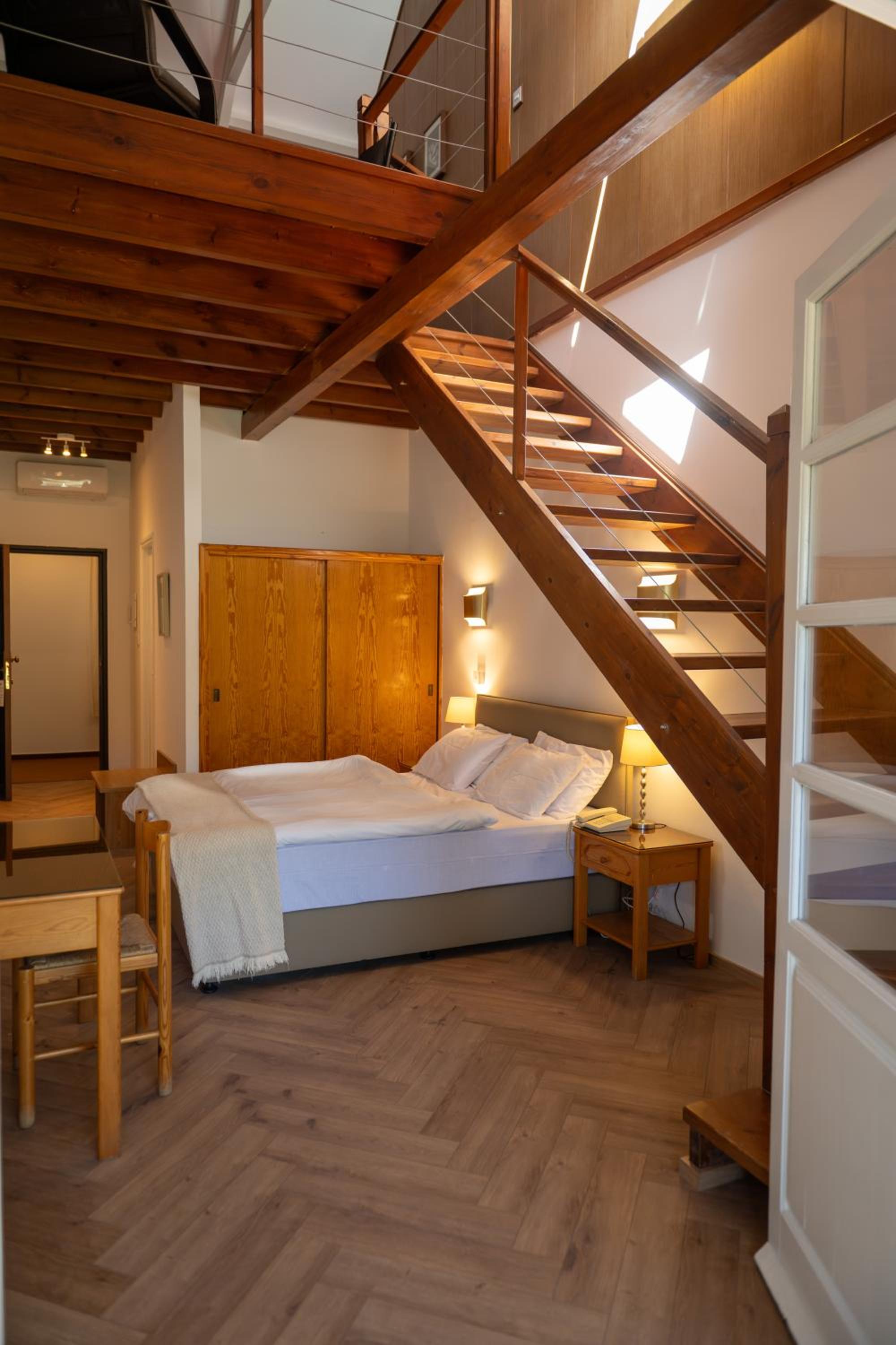 Maisonette, Suite, Double Bed, Sofa