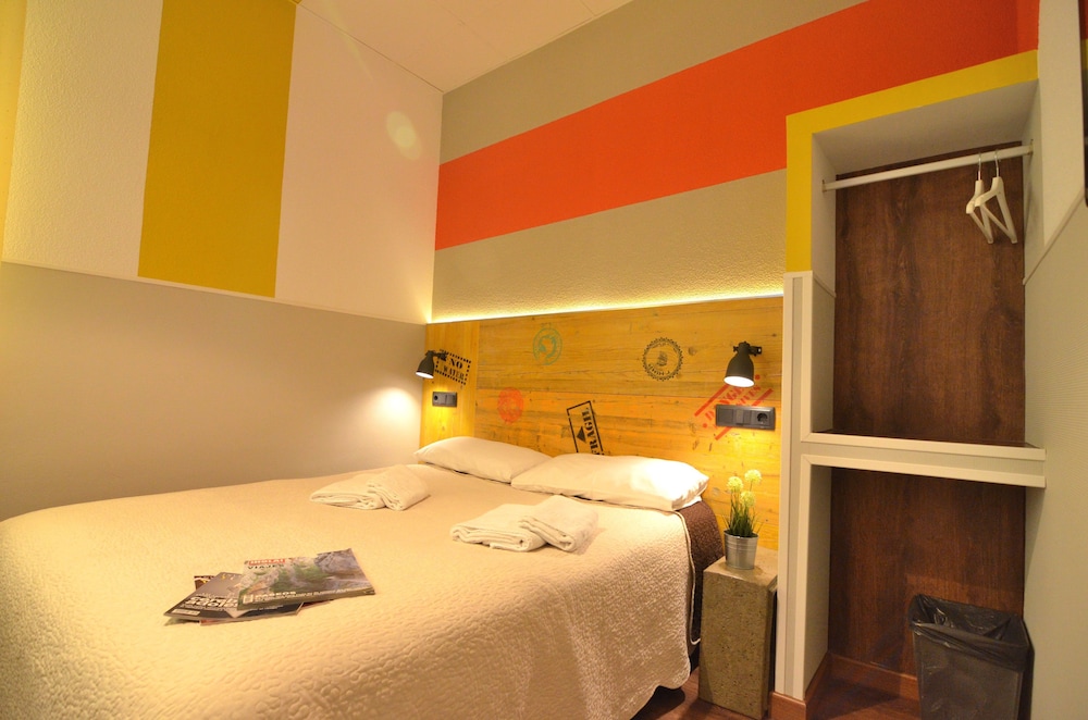 Far Home Atocha 16/50