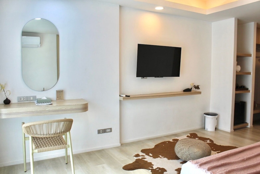 S2 Hotel 46/68