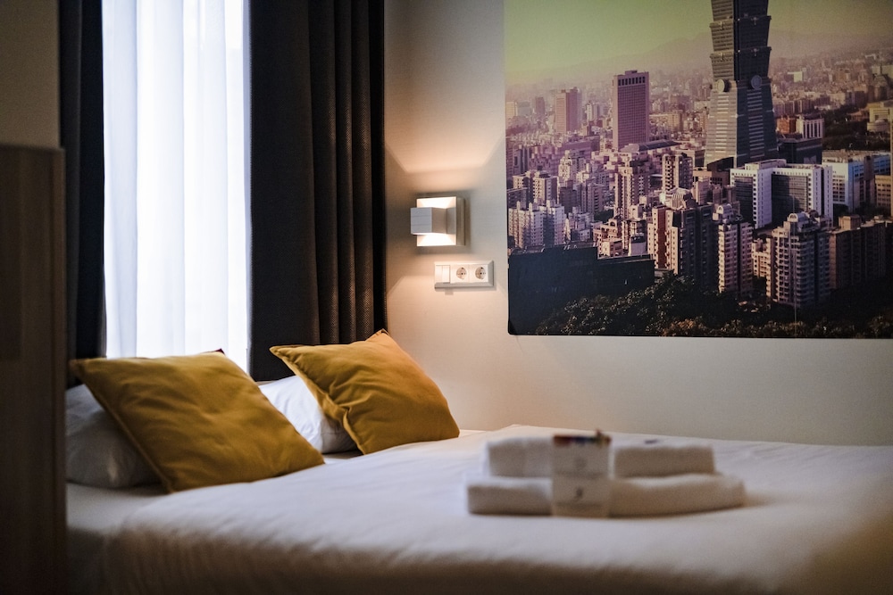 CITIEZ HOTEL AMSTERDAM 33/63