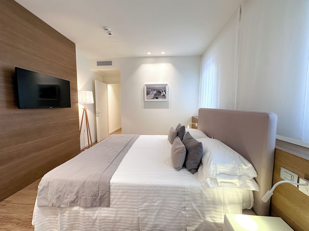Metropol Ceccarini Suite 26/62