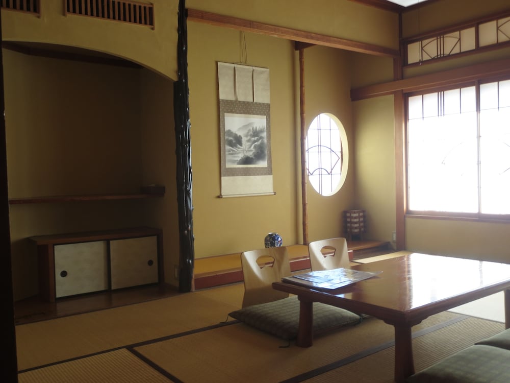 Historical Ryokan Hostel K's House Ito Onsen - Hostel 34/50