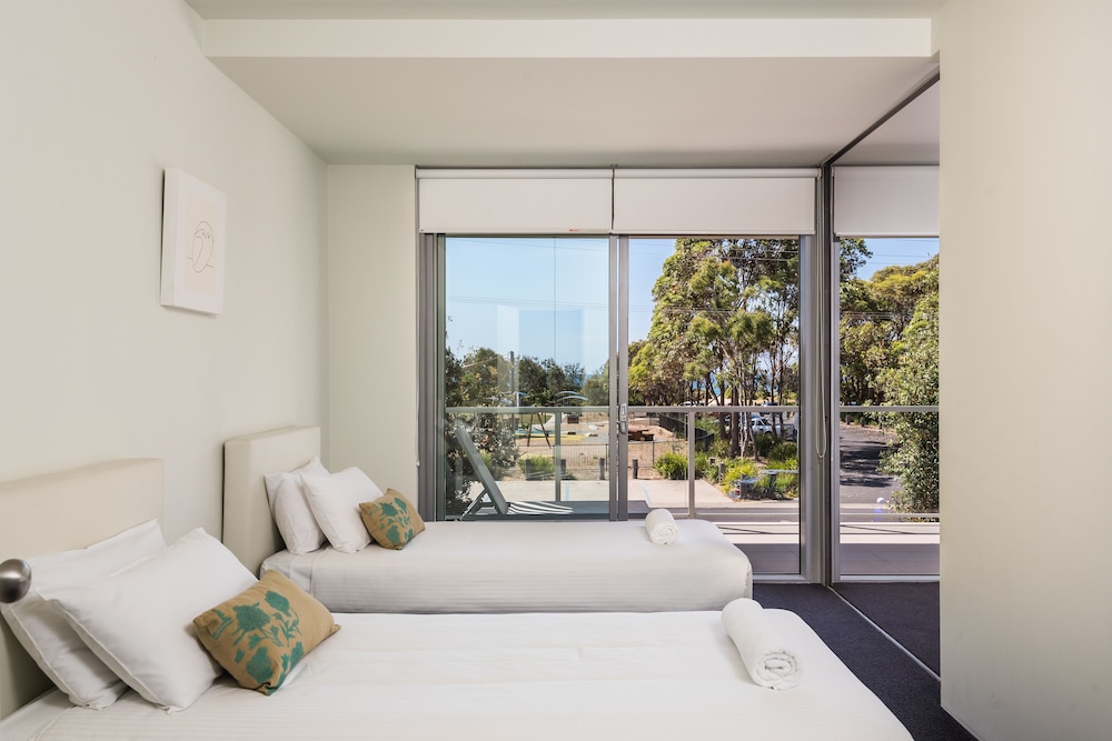 COAST RESORT MERIMBULA 19/43