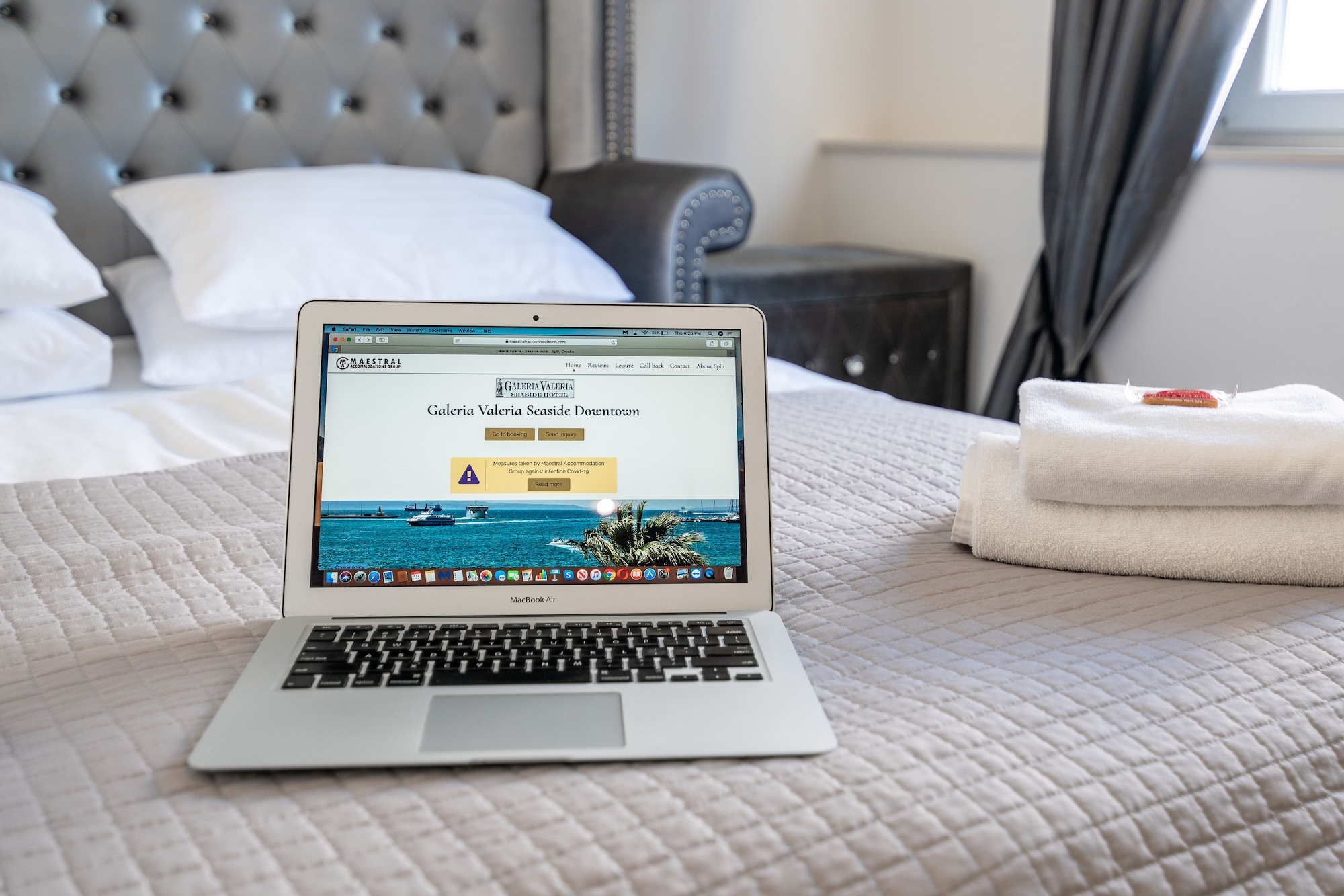 Deluxe, Queen Bed, Partial Sea View, Promenade View، Galeria Valeria Seaside Downtown - MAG Quaint & Elegant Boutique Hotels 6/10