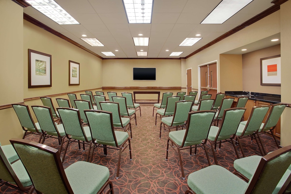 Homewood Suites By Hilton Tampa-Brandon 35/43