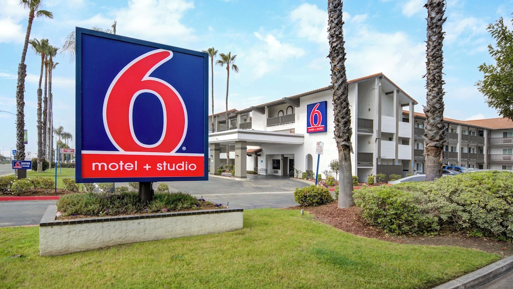 Studio6 Ontario, CA - Convention Center Airport 40/50