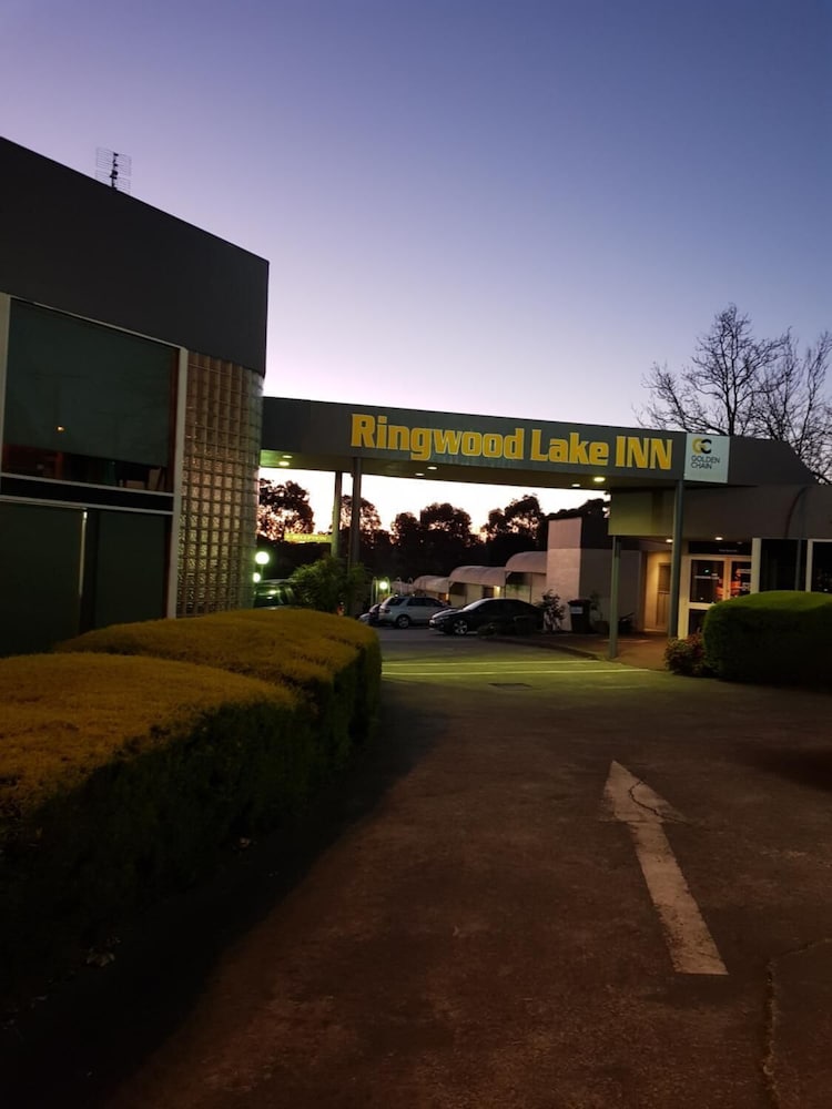 Ringwood Lake Inn 1/61