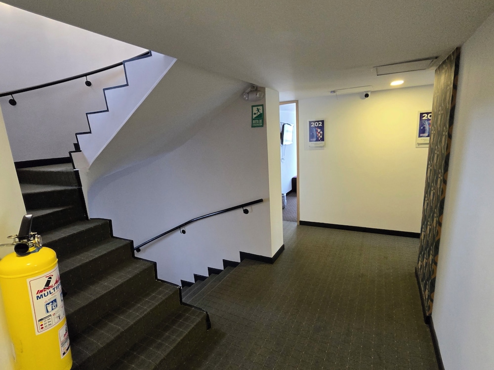 Hotel Castellana 95 25/44
