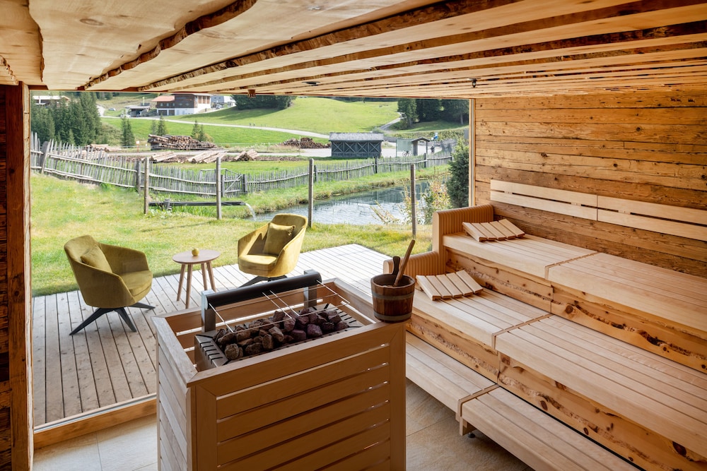 Hotel Saltria true alpine living 20/50