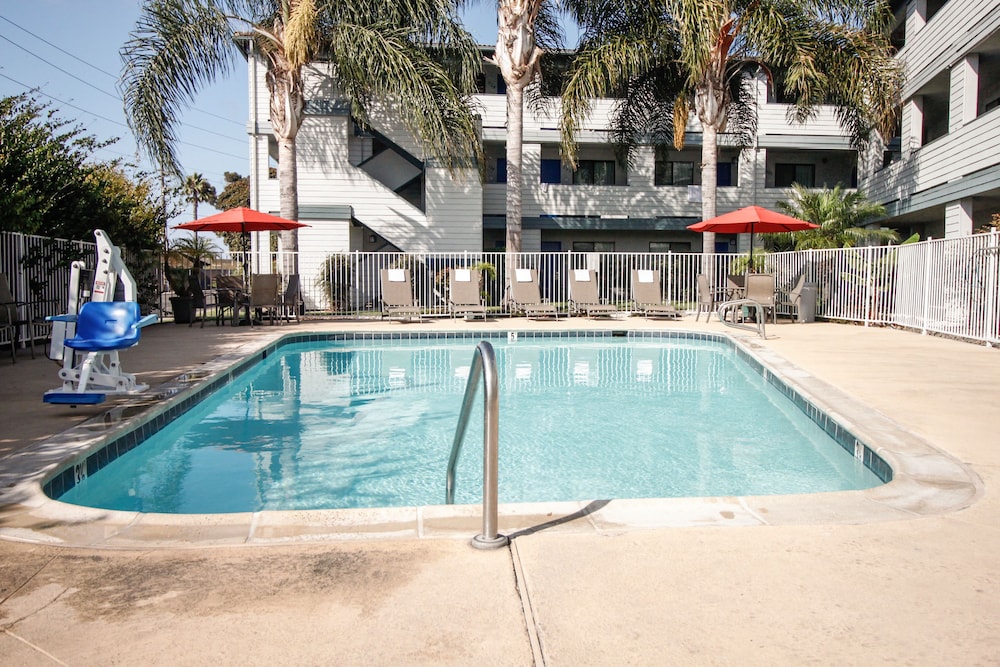 Heritage Inn San Diego 33/39