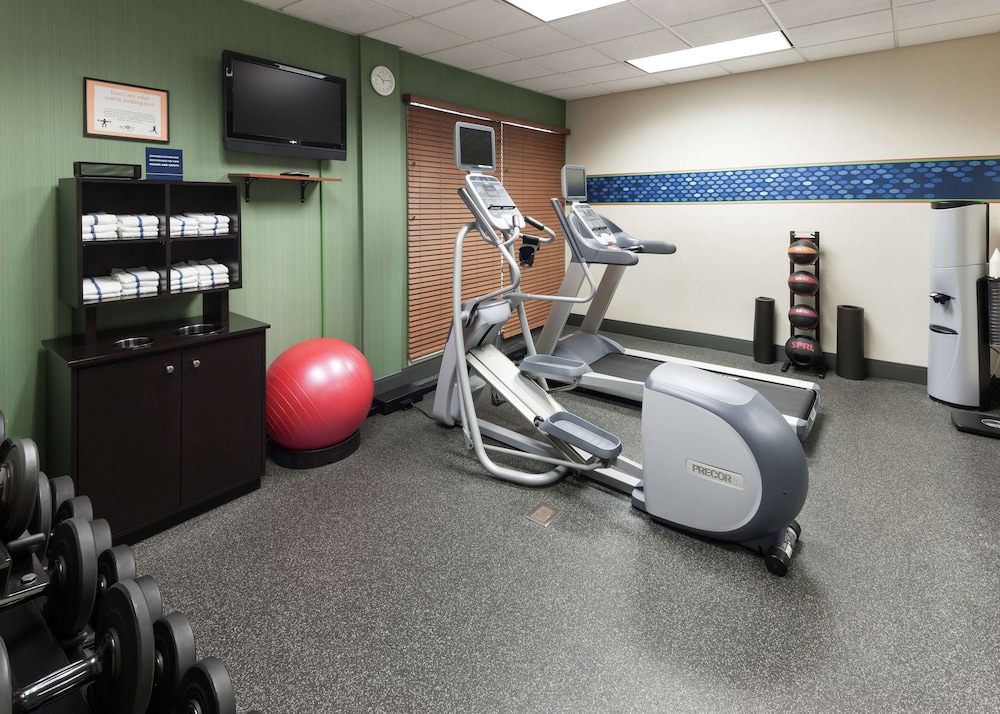 Hampton Inn & Suites Westford - Chelmsford 34/48