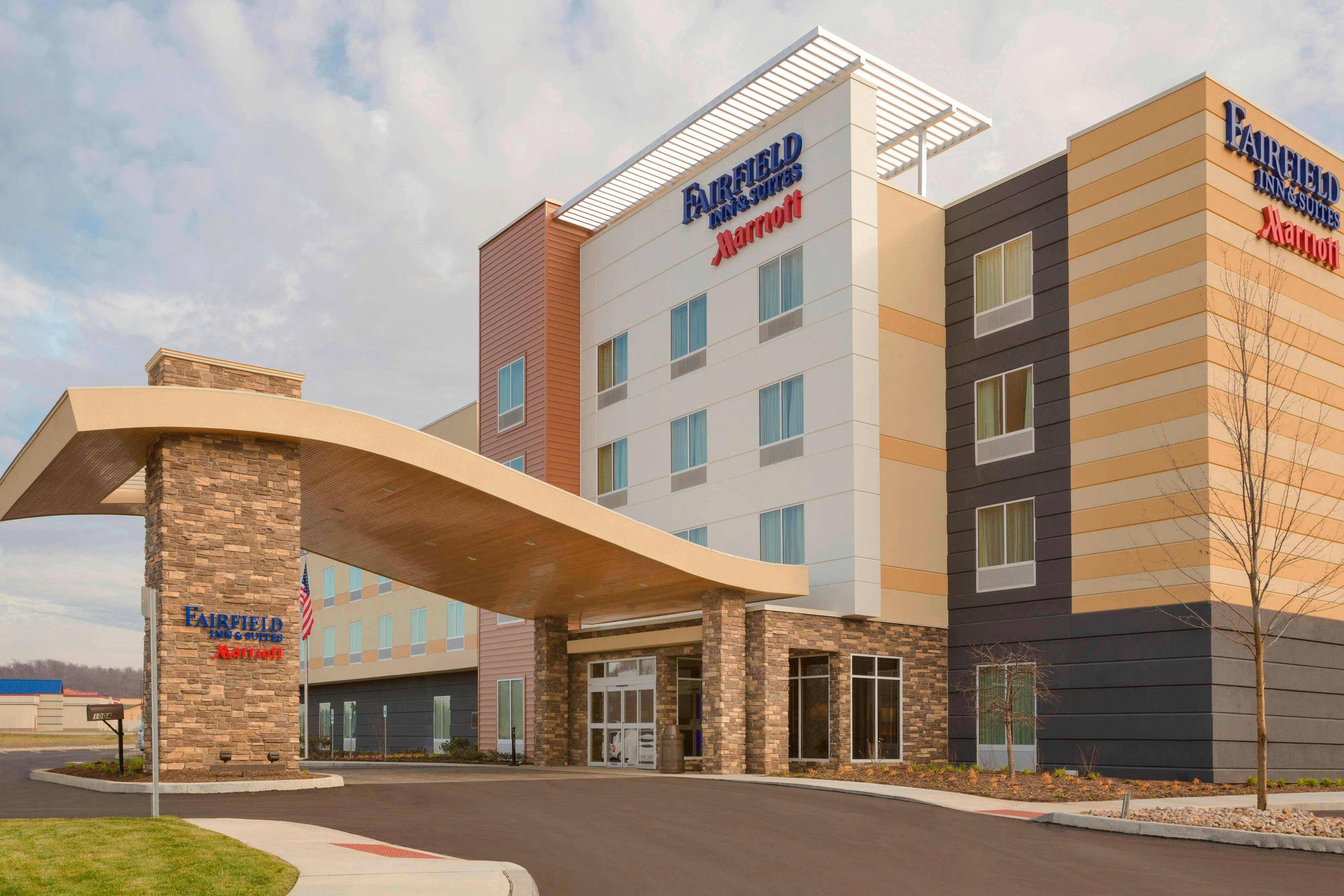 Fairfield Inn & Suites Pittsburgh Airport/Robinson Township 3/30