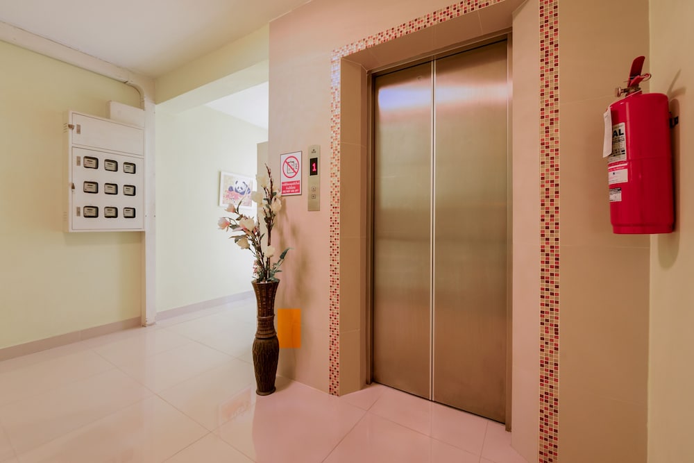 Salin Home Hotel Ramkhamhaeng 35/47