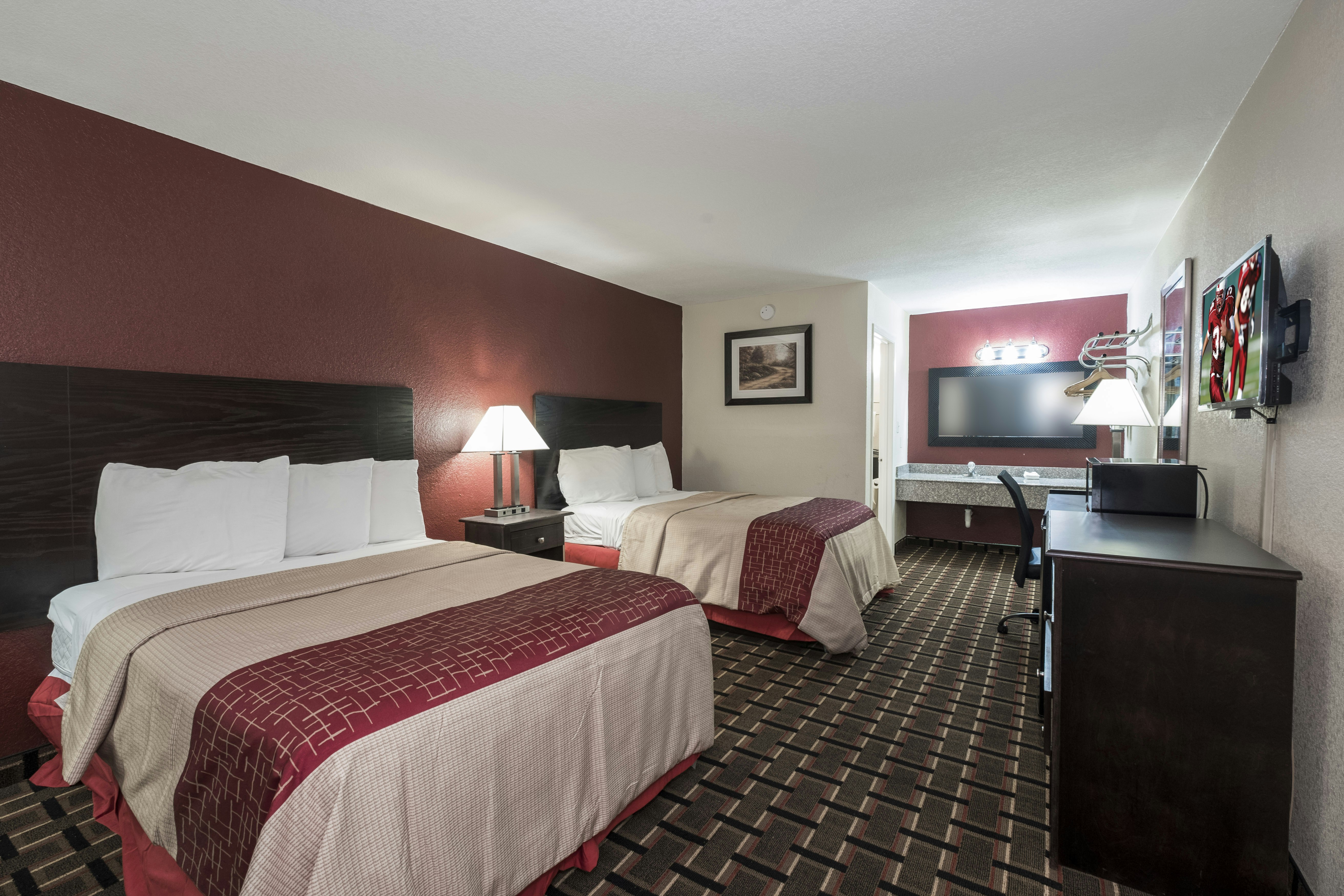 غرفة قياسية بسريرين مزدوجين، Red Roof Inn Mobile Midtown 5/9