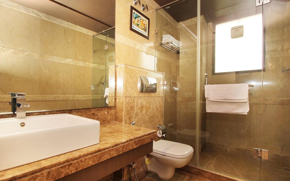 HOTEL AFRICA AVENUE G K 1 36/36
