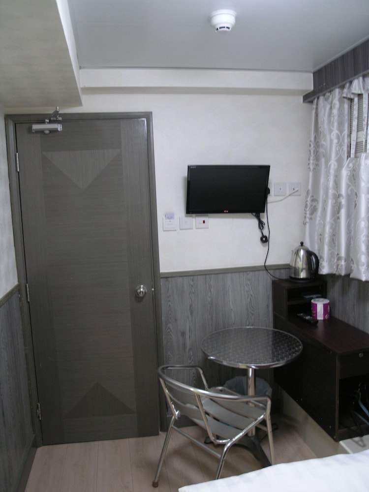 Majestic 7 Guest House 56/66