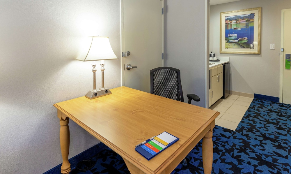 Hampton Inn Suites Jacksonville South St Johns Town Center Area 30/34