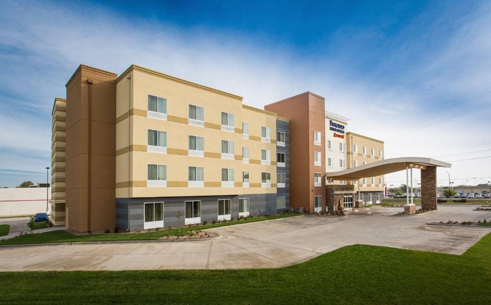 Fairfield by Marriott Inn & Suites San Francisco Airport Oyster Point Area 2/46