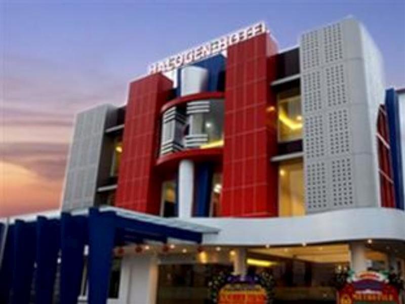 Halogen Hotel 1/20