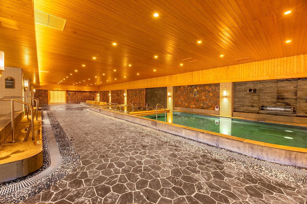 Chateau Star River Shaanxi 34/61