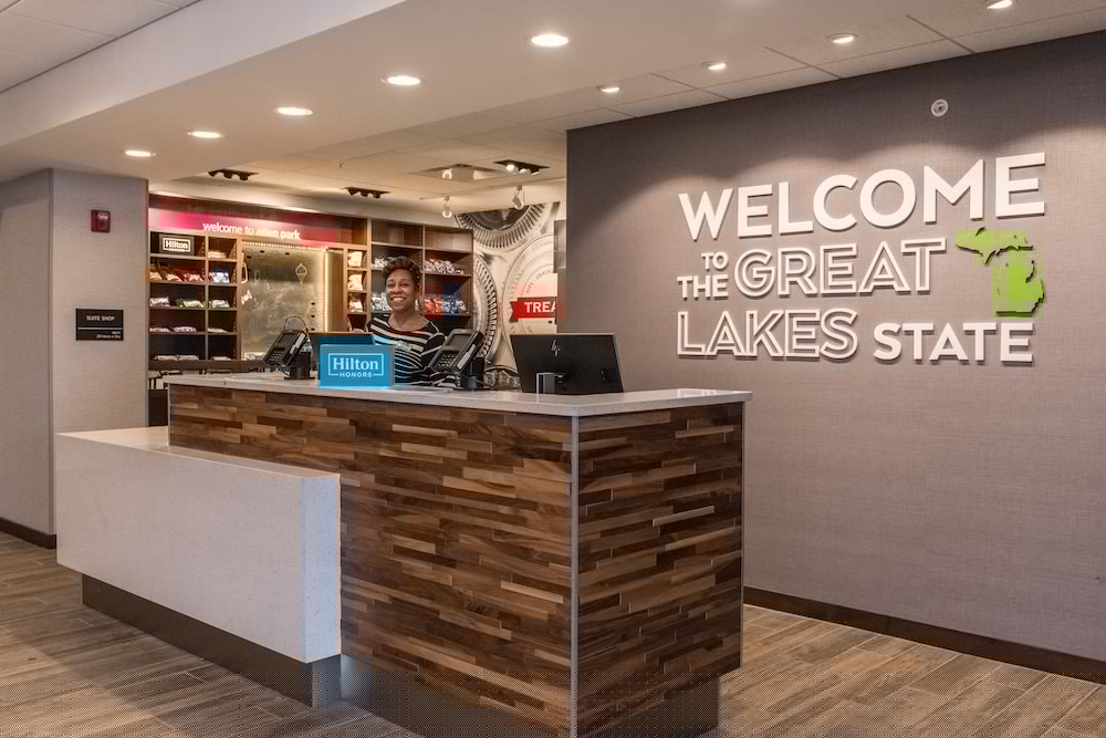 Hampton Inn Suites Allen Park 8/41