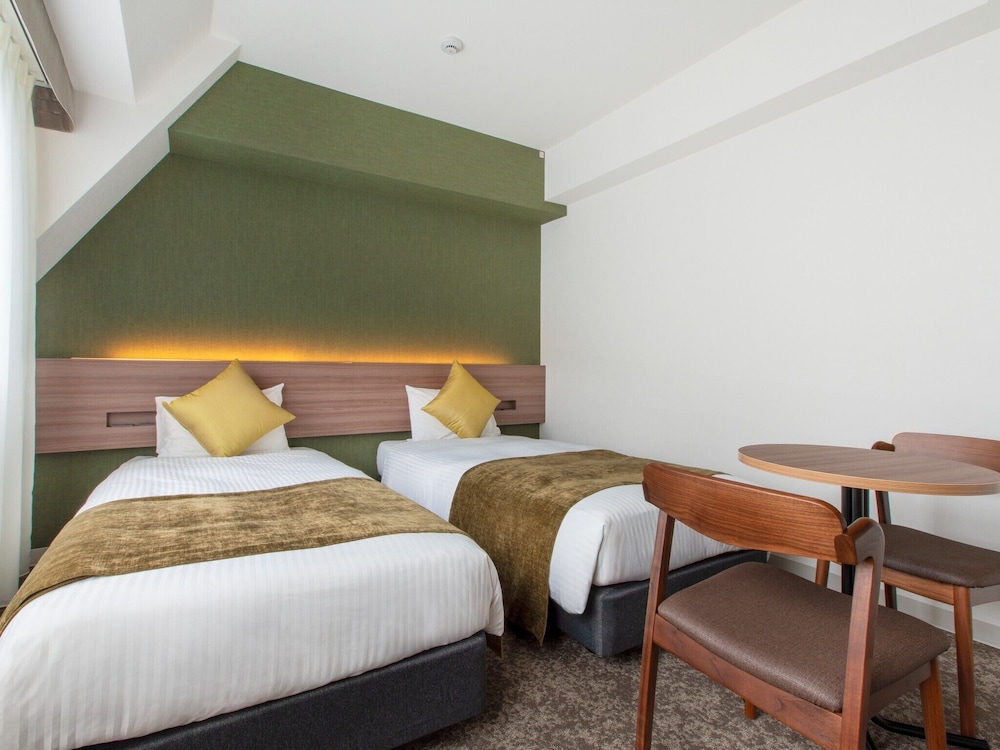 SUPERIOR, TWIN BEDS