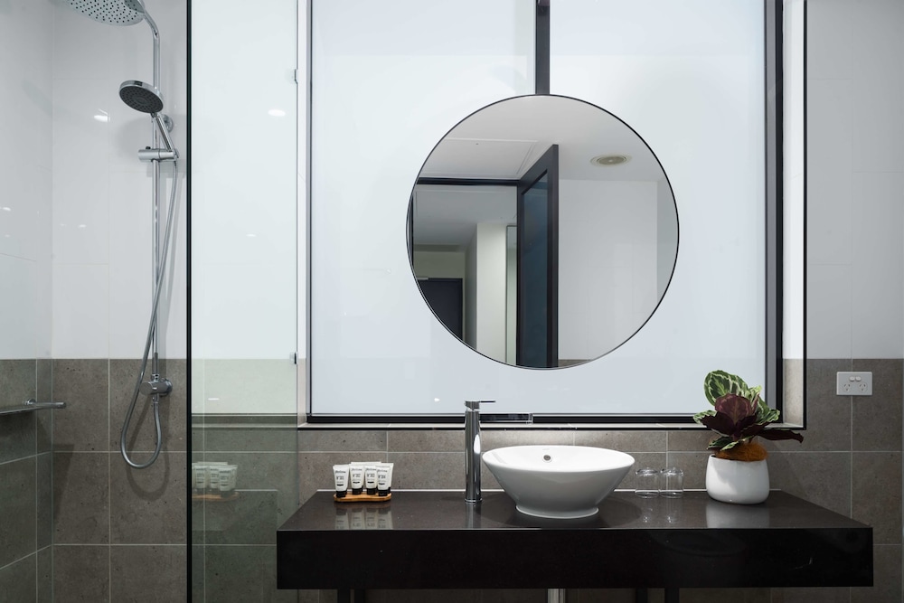 Rydges Fortitude Valley 18/59