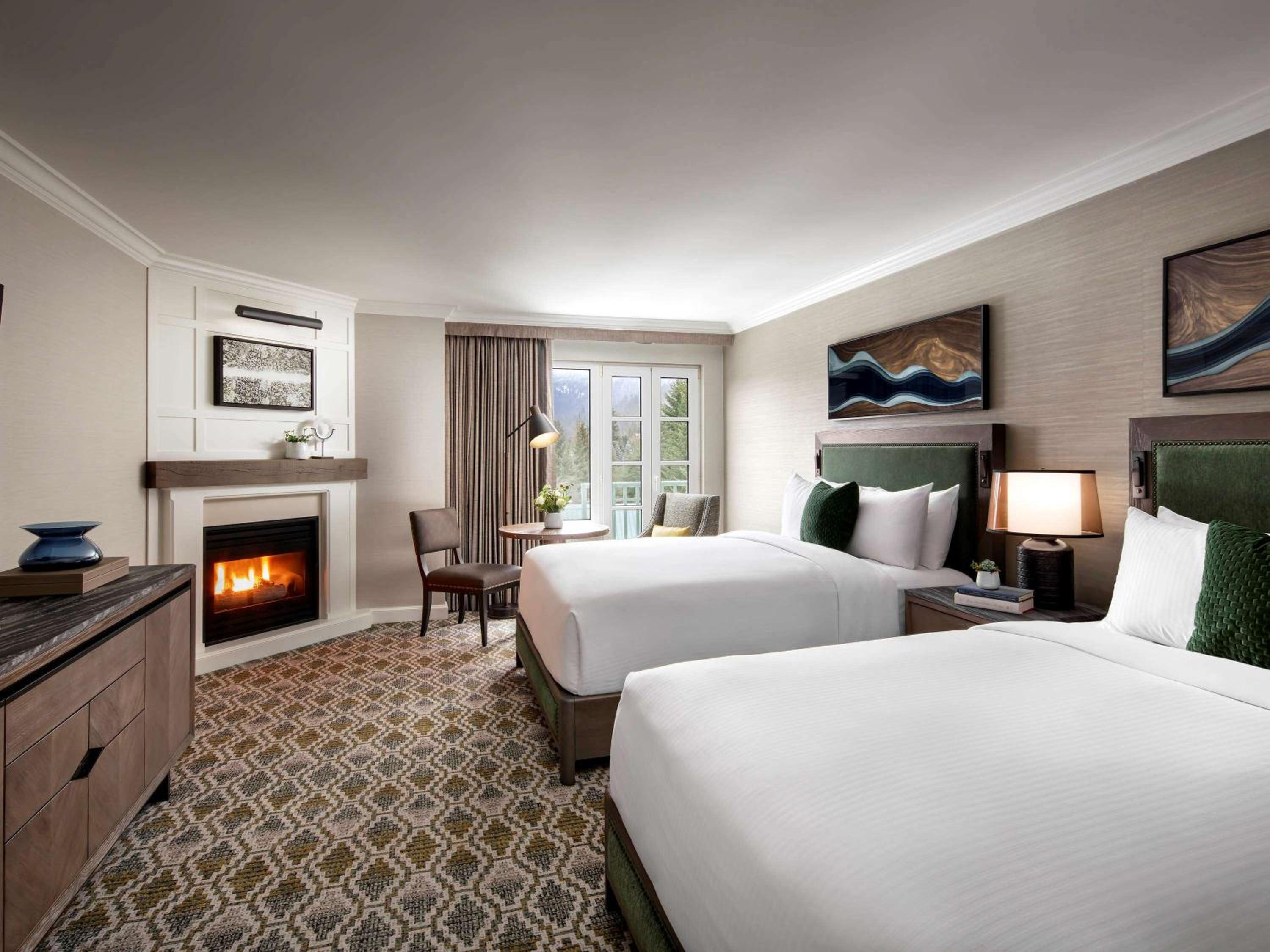 Fairmont Gold, King Bed, 2 Queen Beds, Executive Lounge Access