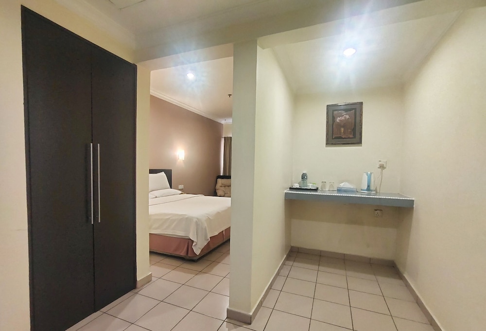 Megah D Aru Hotel Tanjung Aru Kota Kinabalu 28/50