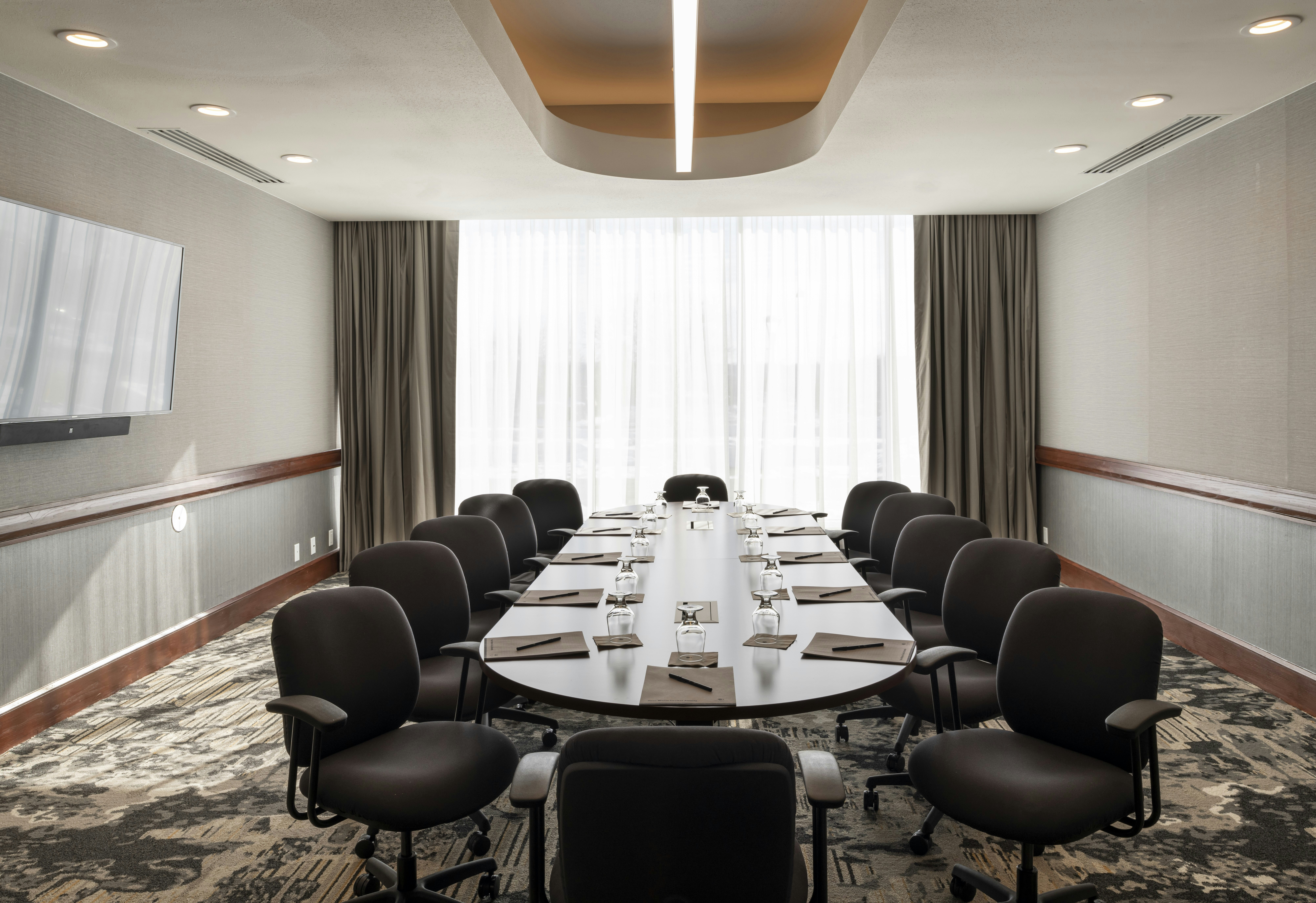 Doubletree By Hilton Madison East 30/36