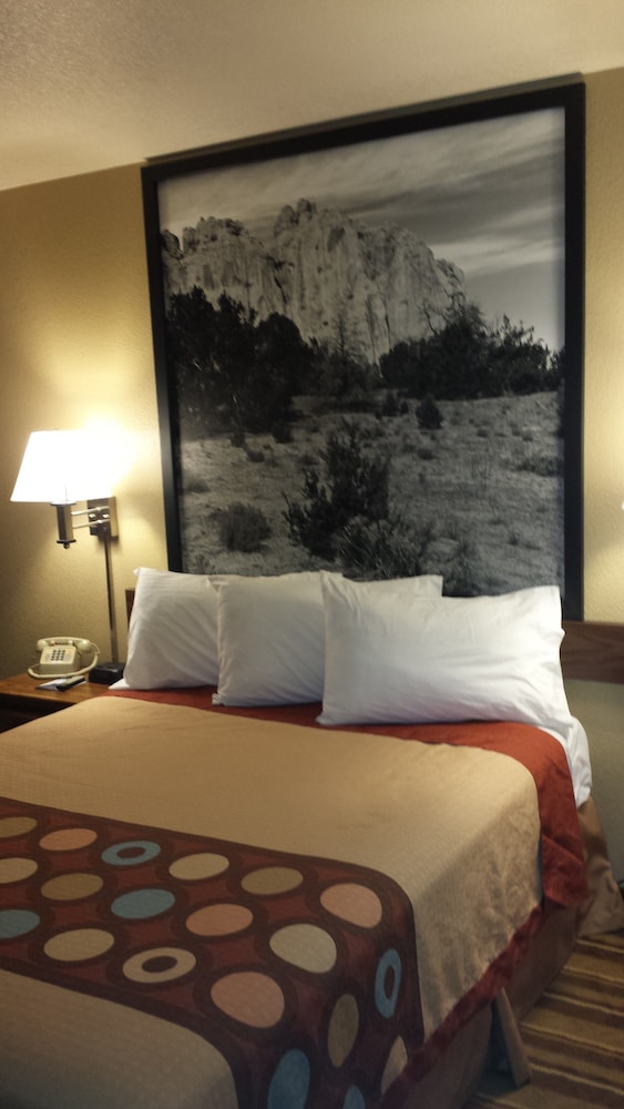 Super 8 By Wyndham Las Cruces/White Sands Area 18/36