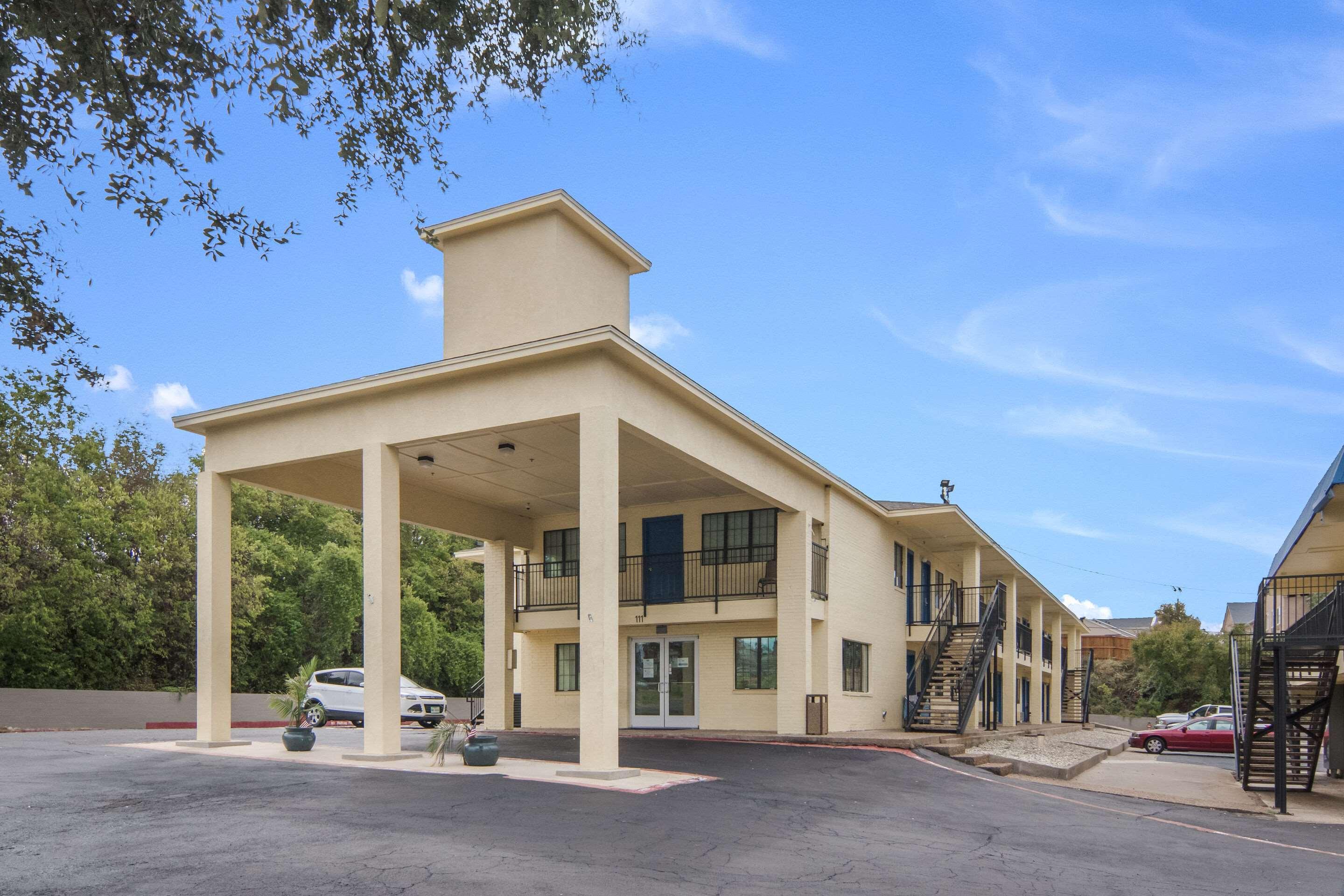 Rodeway Inn Weatherford image