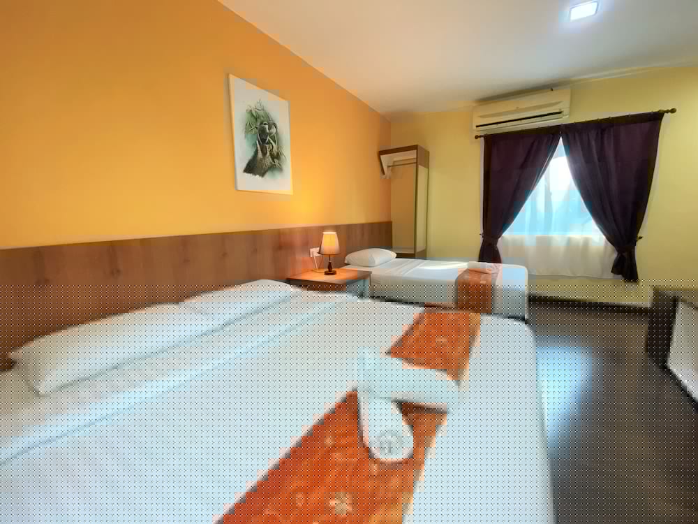 Chenang Inn 23/61