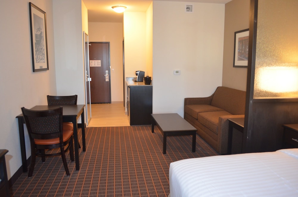 Holiday Inn Express Suites Golden Denver Area 18/45