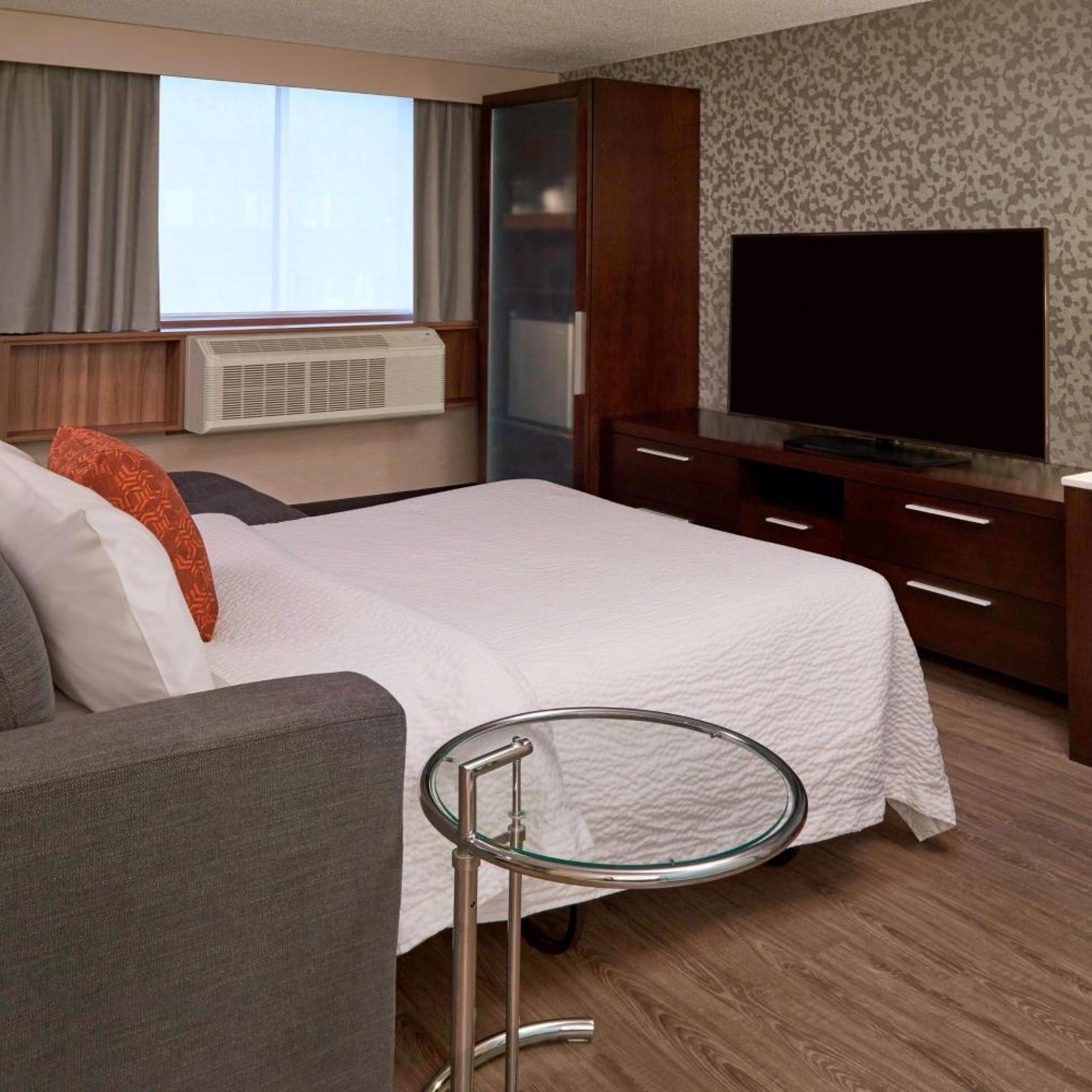 Executive, Suite, King Bed, Sofa