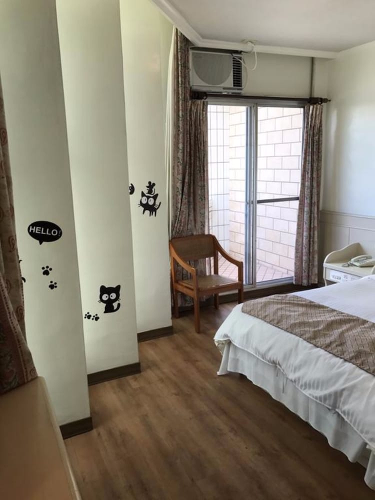 Minren Hotel 6/26