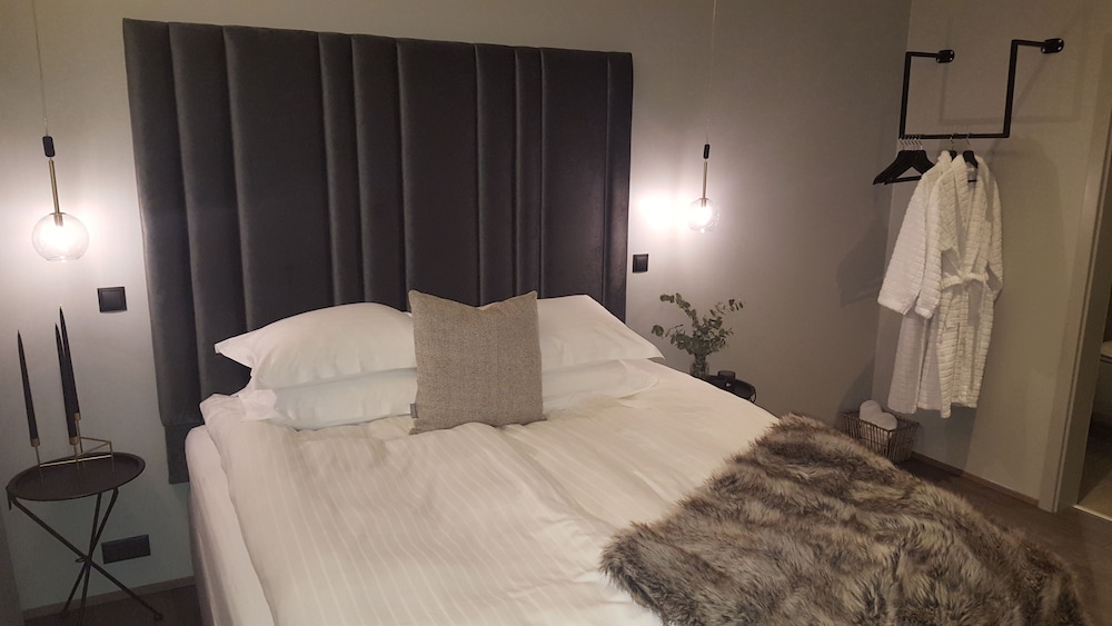 Hotel Vestmannaeyjar 23/65