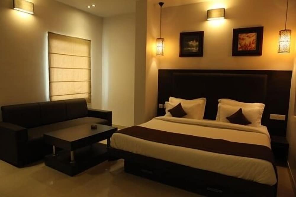Hotel Avana 10/20