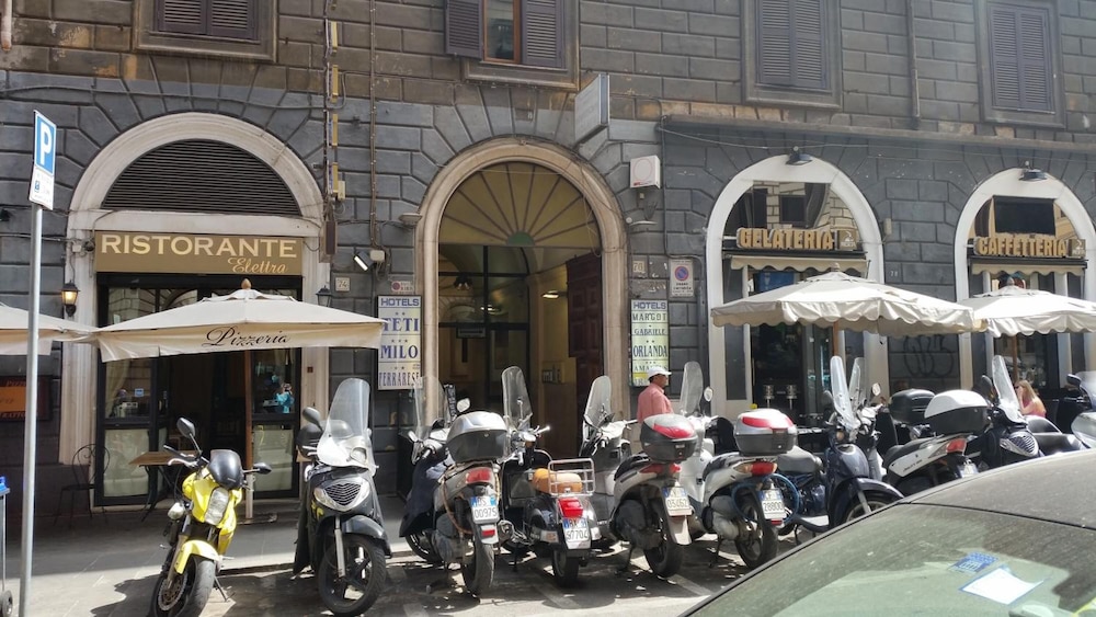 Hotel Milo 42/50