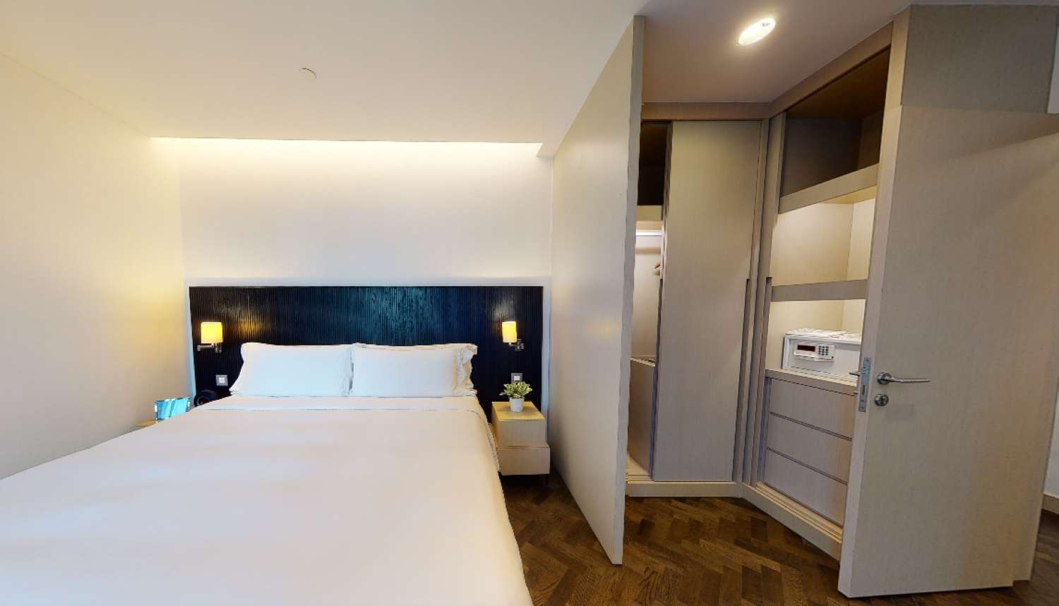3 BEDROOMS, PREMIER