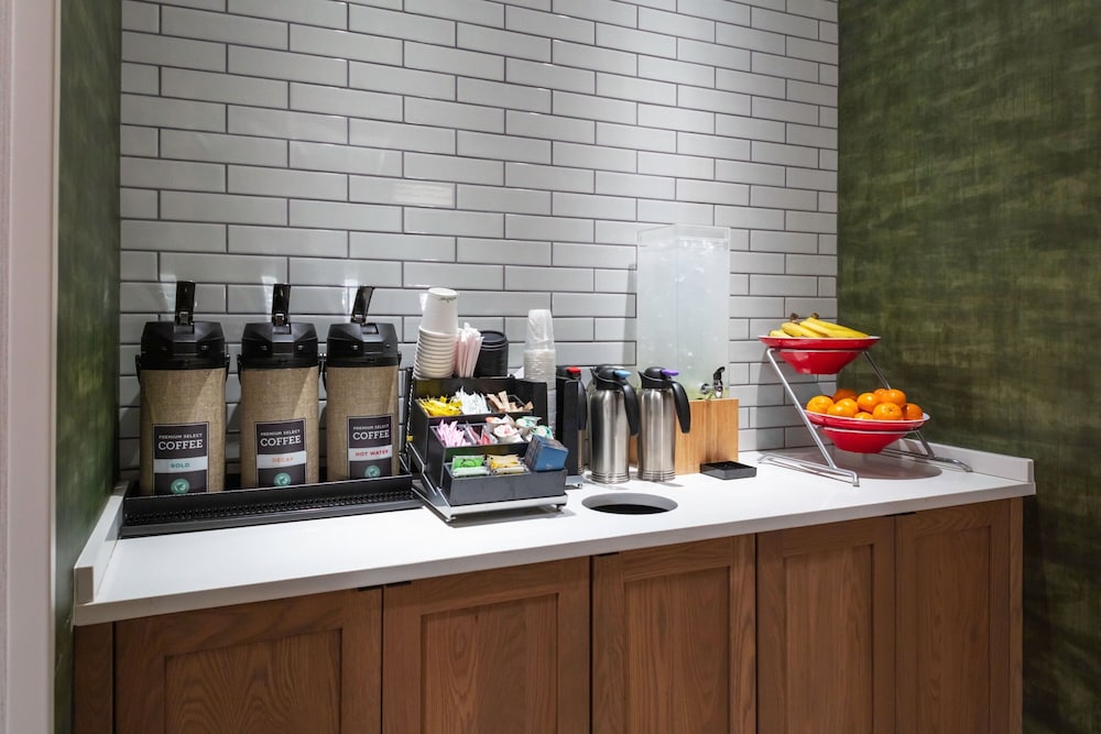 Fairfield Inn & Suites by Marriott Atlanta Marietta 17/18
