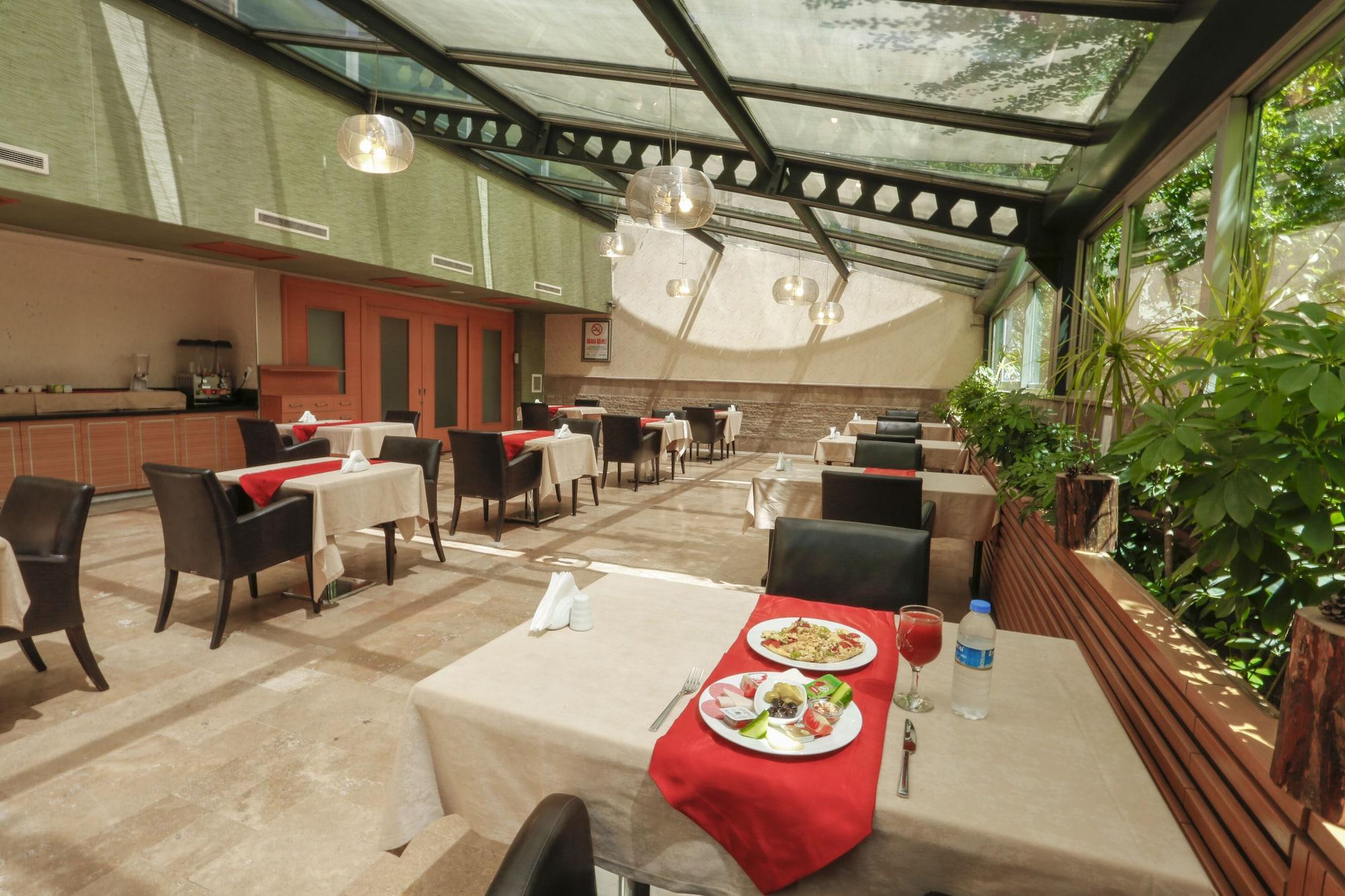 Nuzhet Hotel 22/29