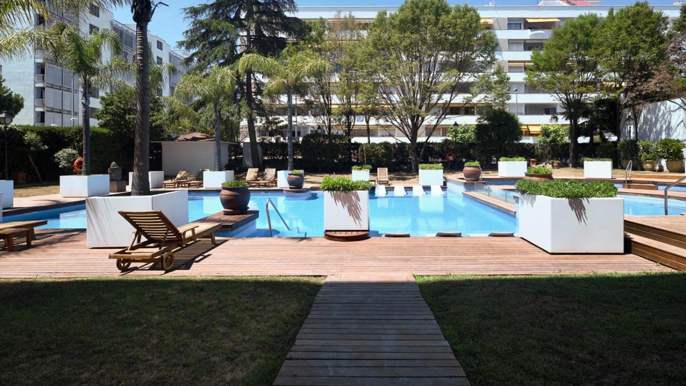 Suites del Mar Fenals 93/100