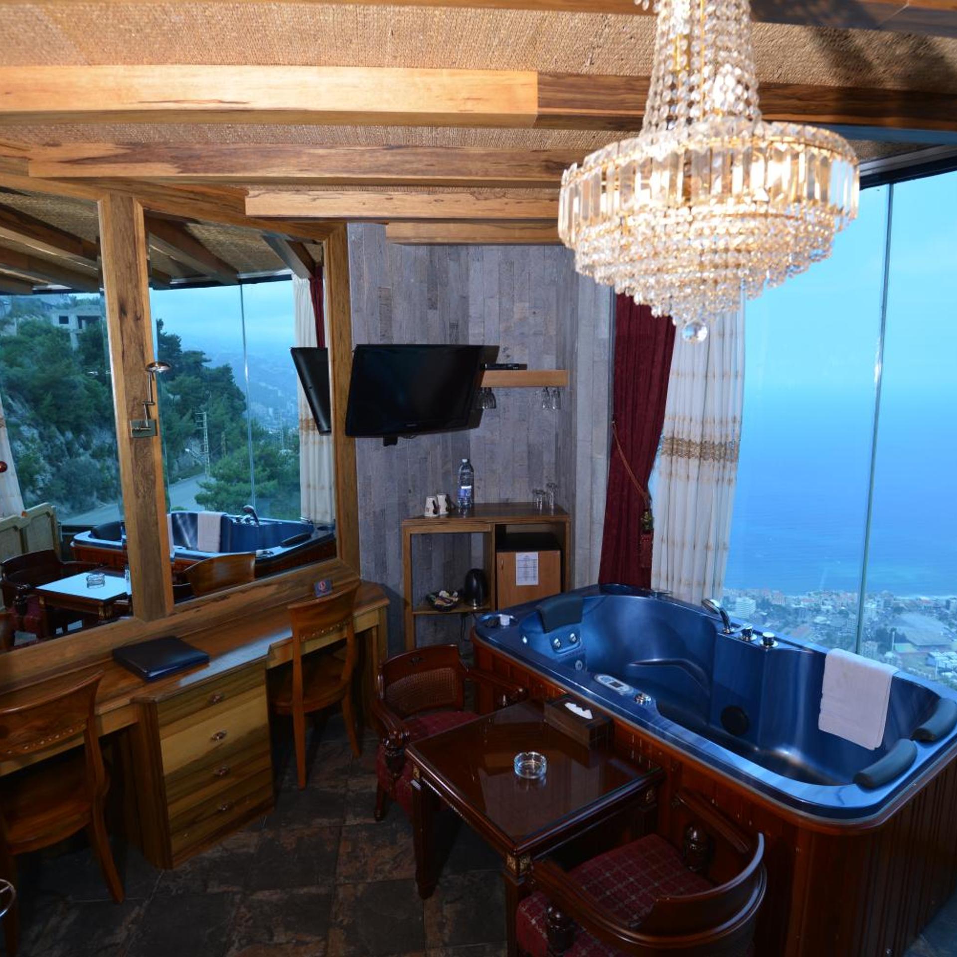 Bay Lodge Boutique Hotel 30/50